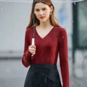 AMII Burgundy Rib-knit Sweater